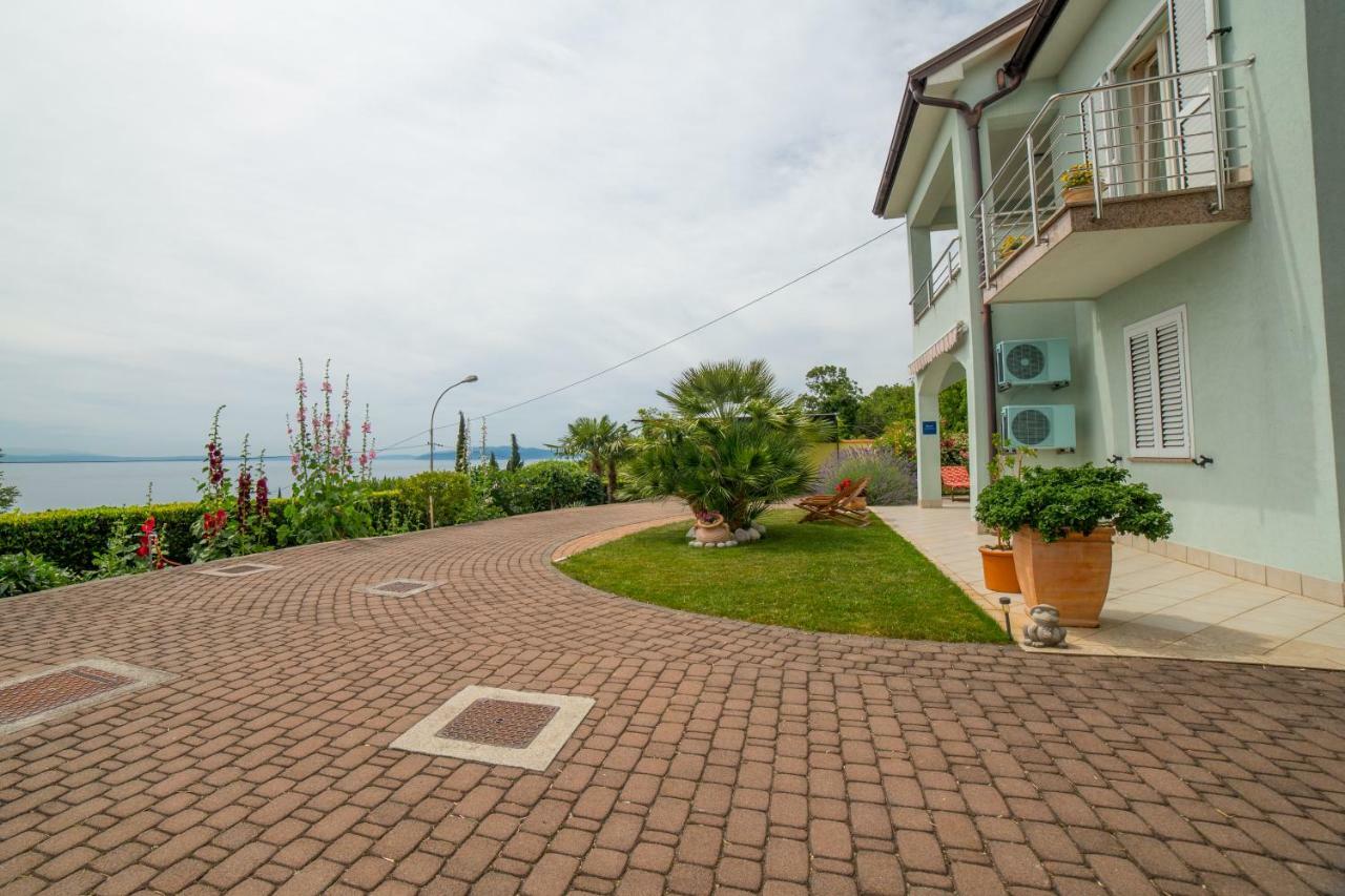Apartment Opatija Exterior photo
